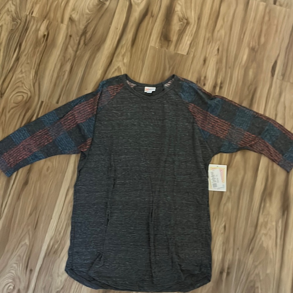 New XL Randy LuLaRoe 3/4 Sleeve Shirt
